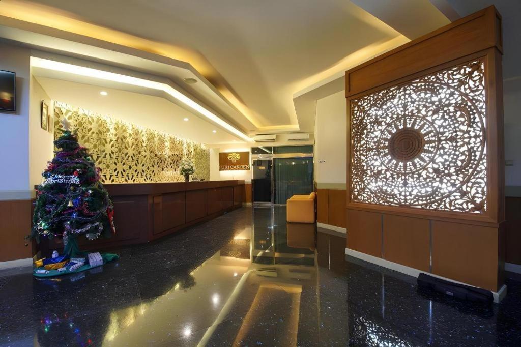 Hotel New Puri Garden Bandara Semarang Exteriör bild